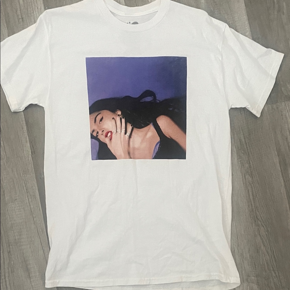 White Graphic Short Sleeve Tee Olivia Rodrigo size M